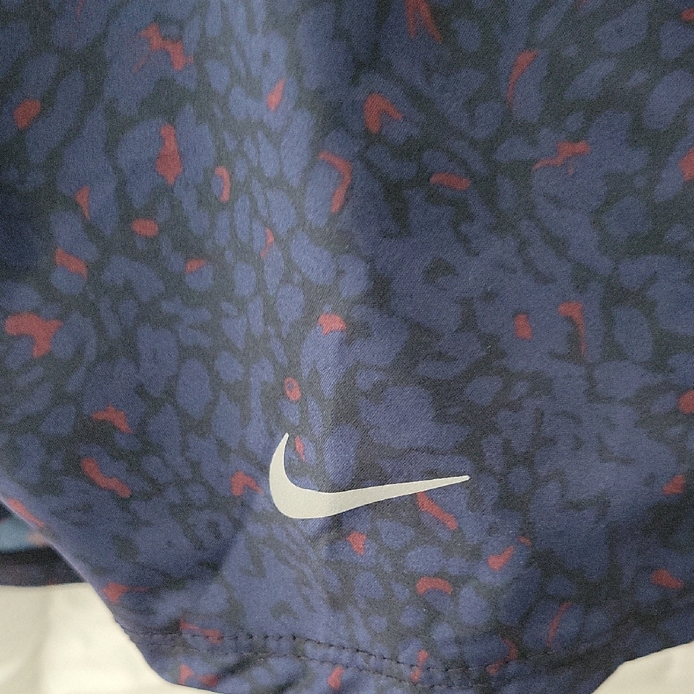 Nike Dry Fit Loose Fit Navy Blue Lightweight Athletic Shorts - Picture 3 of 5